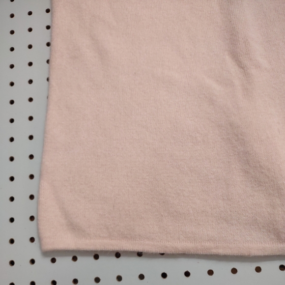 Vintage Light Pink Cashmere Midi Skirt, Size Small - Picture 6 of 7
